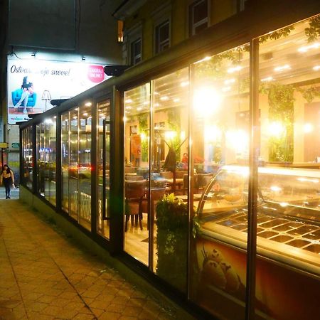 Tim Apartment Sarajevo With Private Parking Exterior foto